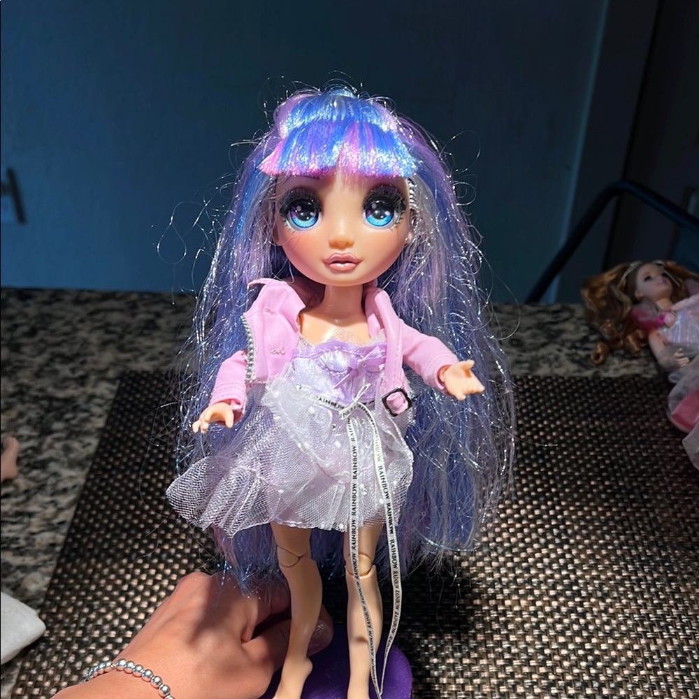 Rainbow High VIOLET WILLOW Fashion Doll PURPLE HAIR Dressed Doll MGA